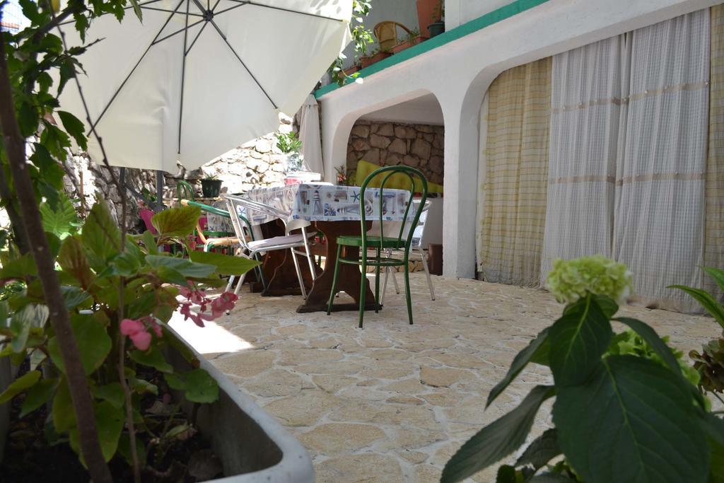 Apartmani Jenny I Tania Lopar Εξωτερικό φωτογραφία