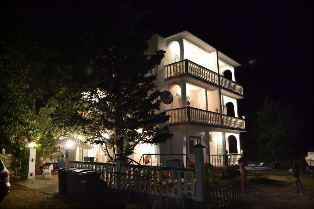 Apartmani Jenny I Tania Lopar Εξωτερικό φωτογραφία