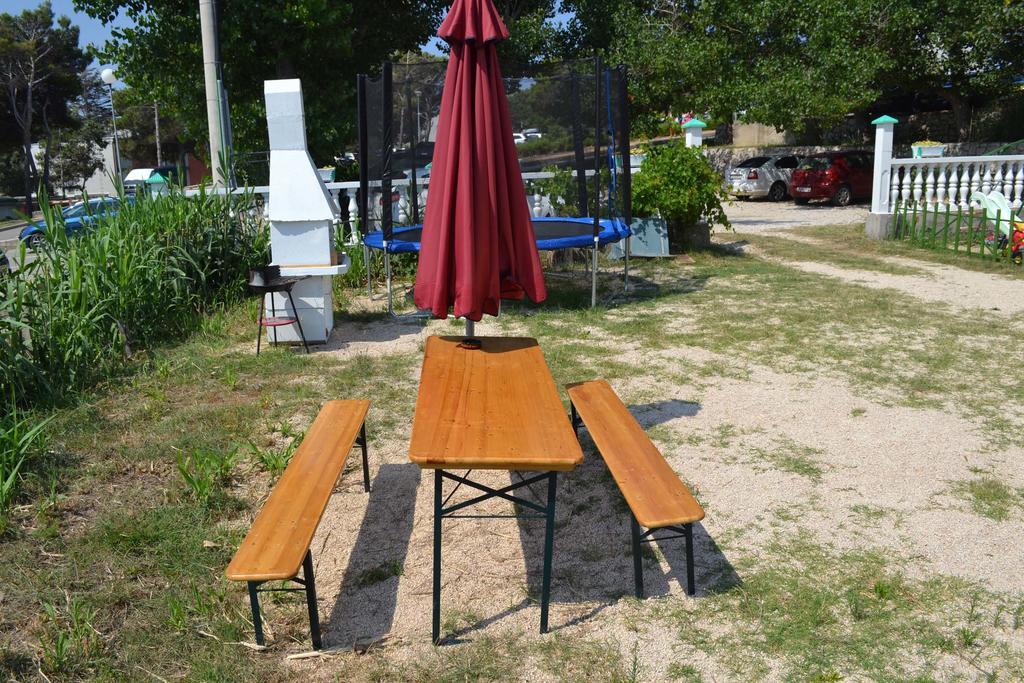 Apartmani Jenny I Tania Lopar Εξωτερικό φωτογραφία